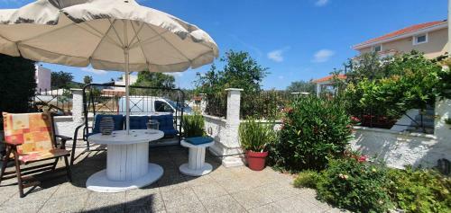 Dora Seaside Home Volos