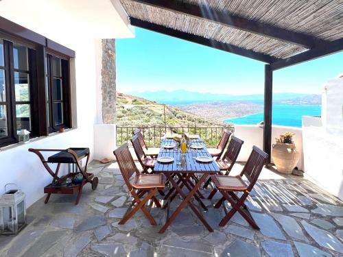 Beautiful Villa Hylios With Stunning Sea View!