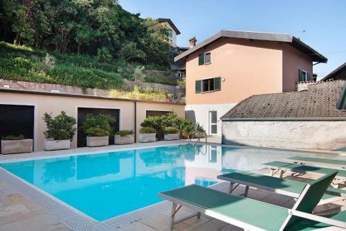 Villa Eden Jacuzzi Pool