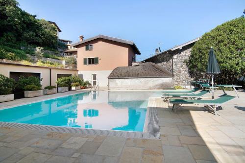 Villa Eden Jacuzzi Pool