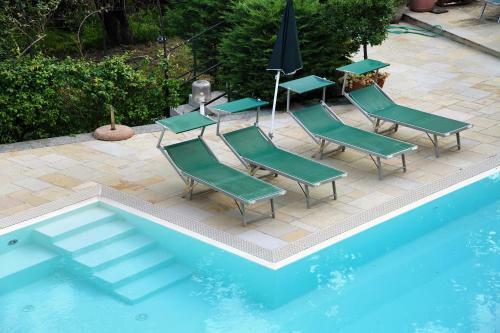 Villa Eden Jacuzzi Pool
