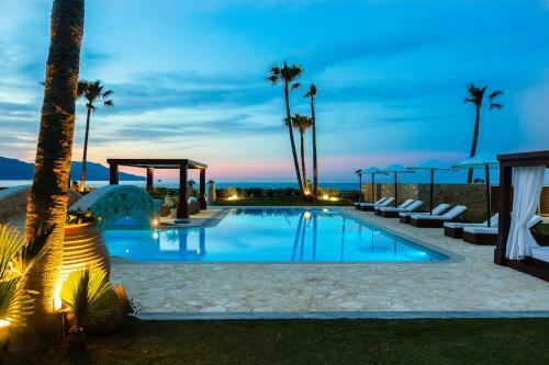 Villa Paralia Beachfront Residence