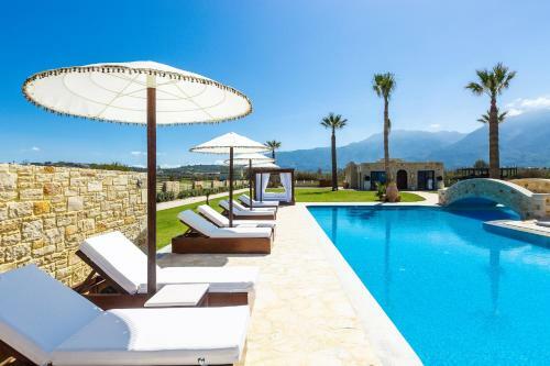 Villa Paralia Beachfront Residence