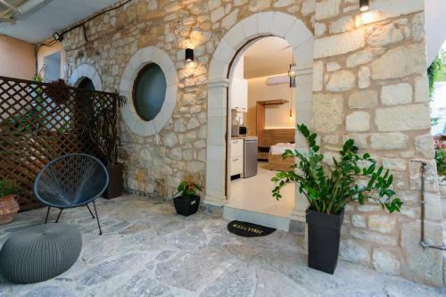 Teo Apartments