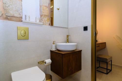 Teo Apartments