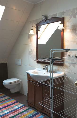 Apartament Pod Ob?azow?