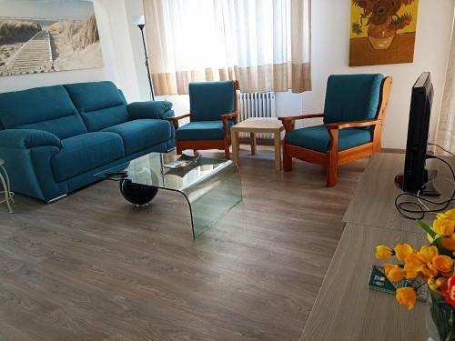 Lori's Holiday Apartment