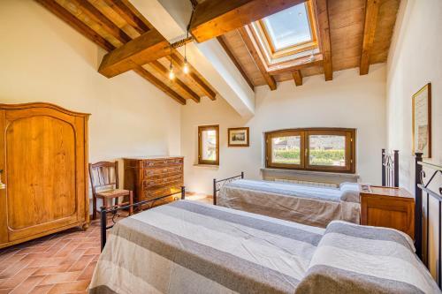 Apartamento Bright Apt With Terrace And Shared Pool