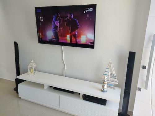 Luxuosa Casa Com Piscina Em S�o Francisco Do Sul
