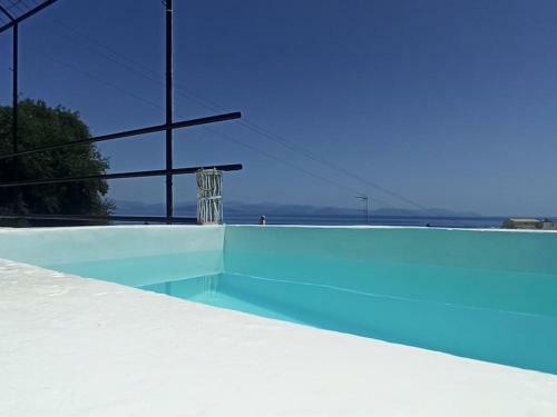 Seaview Mini Villa With Private Pool - 200 Metres From The Beach