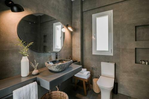 Lourdas White Villa