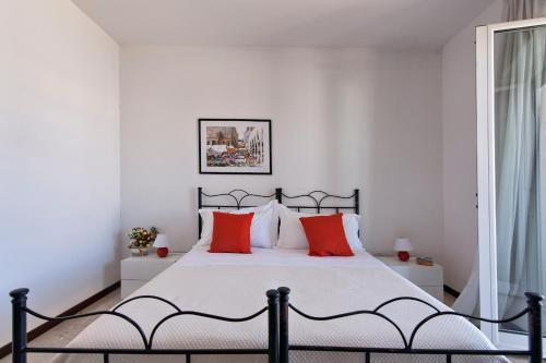 Apartamento Via Del Mare Rooms