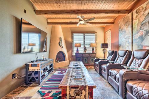 Apartamento Luxurious Santa Fe Retreat With Community Pool!