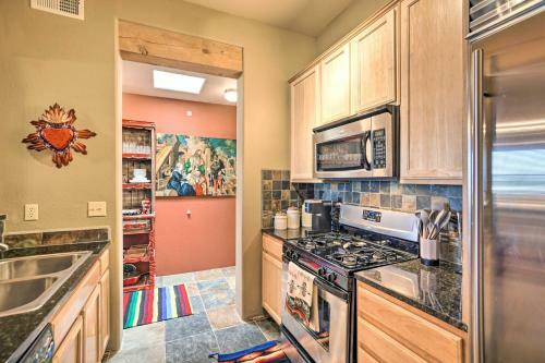 Apartamento Luxurious Santa Fe Retreat With Community Pool!