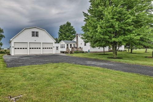 Seneca Falls Retreat - Near Cayuga Wine Trail
