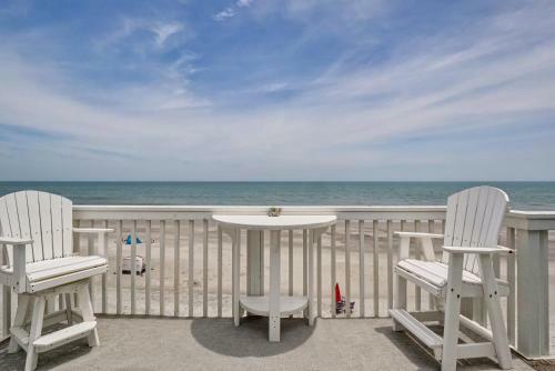 2br Beachfront Condo Pools Hottub Views