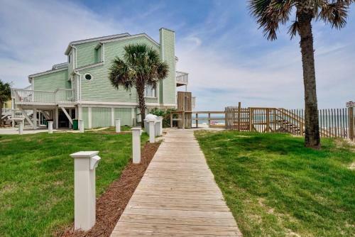 2br Beachfront Condo Pools Hottub Views