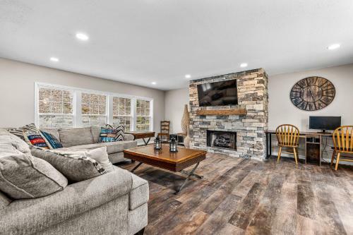 Creekside Cottage
