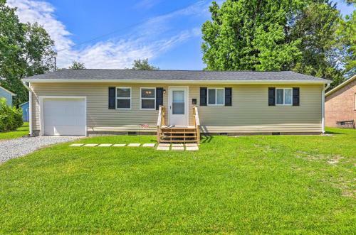 New Bern Abode With Yard About 2 Mi To Neuse River