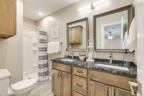3 Br Newly Remodeled Home With Farm Style Decor