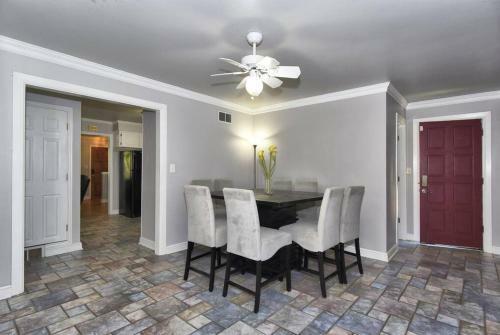 New-3 Bedroom-large Kitchen-family- Friendly