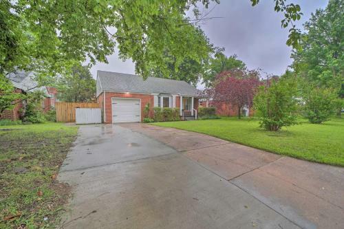 Pet-friendly Tulsa Digs With Deck And Fenced Yard