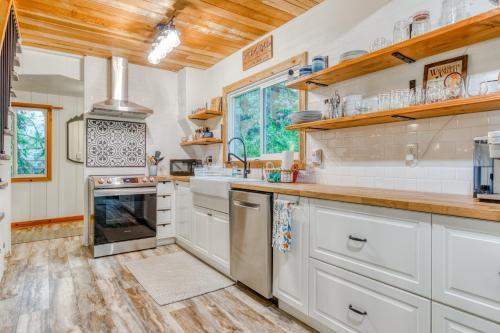 Foxberry Hideaway