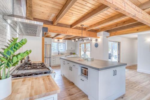Spring Home 42