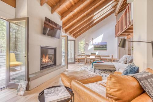 Spring Home 42