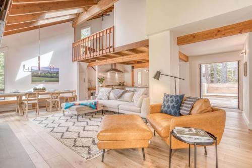 Spring Home 42