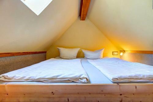 Apartamento Strand-appartement Backboard