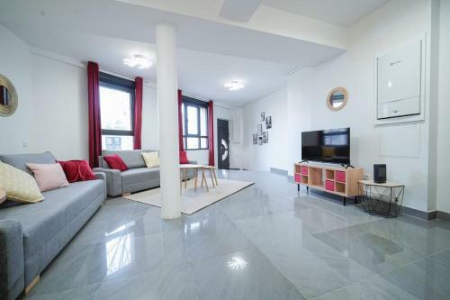 Beautiful House 10 Min Walk From Paris