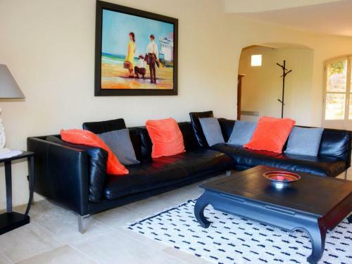 Spacious Holiday Home In Mouans-sartoux With Garden