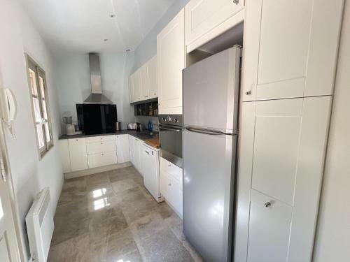 Spacious Holiday Home In Mouans-sartoux With Garden