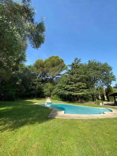 Magnifique Villa Avec Piscine � Mougins