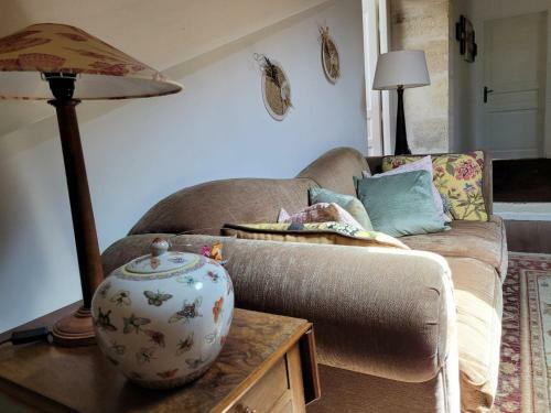 4 Bedrooms In A Charming House With Swimming Pool
