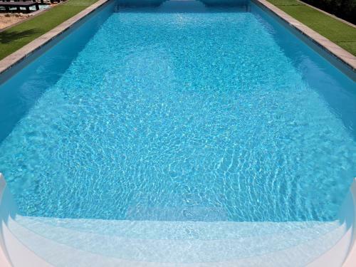 4 Bedrooms In A Charming House With Swimming Pool