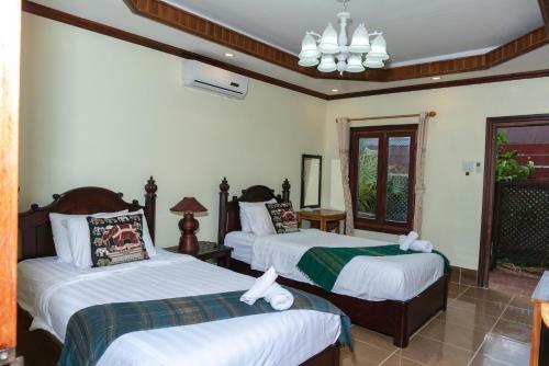 Hostal Y Not Lao Villa