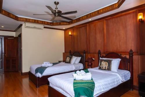Hostal Y Not Lao Villa