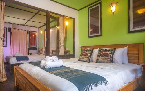 Hostal Y Not Lao Villa