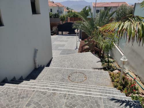 Shani House Of Style Agas Apartment