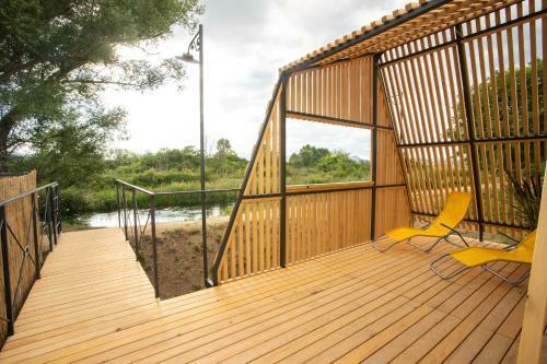 Hostal Glamping House Two Rivers
