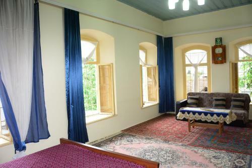 Hostal Ali Ancient House 555