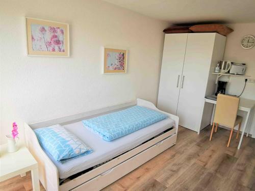 1 Zimmer Apartment Blauer Seestern Allensbach Ferienwohnung