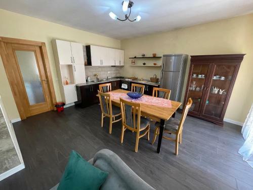 Piaca Apartment