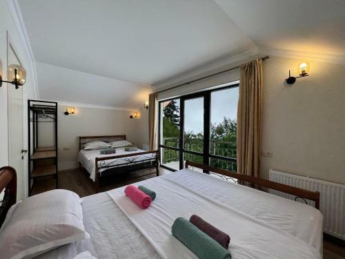 Hills Inn Villa