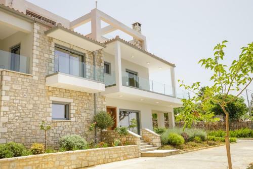 Villa Bay's Balcony Verga