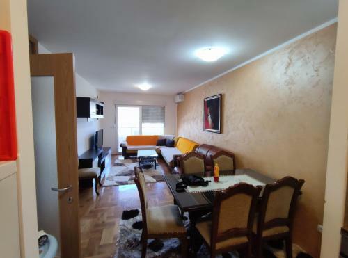 Zizi Apartman