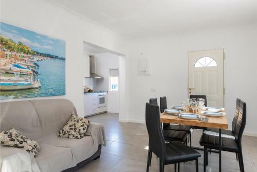 Villa Casa Blanca, Pool And Beach