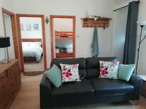 Bovinda Cottage - By The Beach, Bettystown